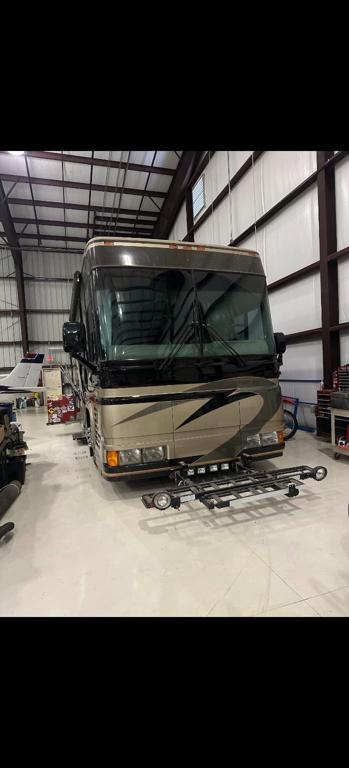 1990 Newell Motorcoach: Upgraded in 2008,2011-2014 
